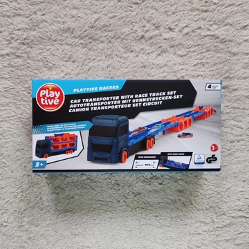 Autószállító versenypályával