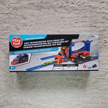 Autószállító közúti készlettel